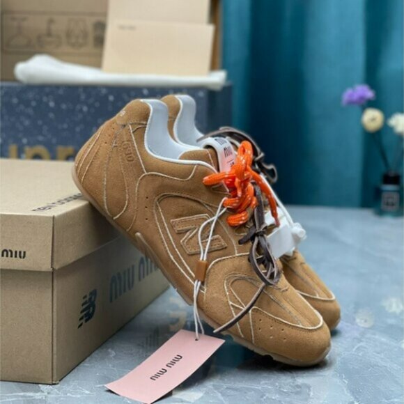 NWB Miu Miu x New Balance 530 SL Sneakers - Picture 5 of 9